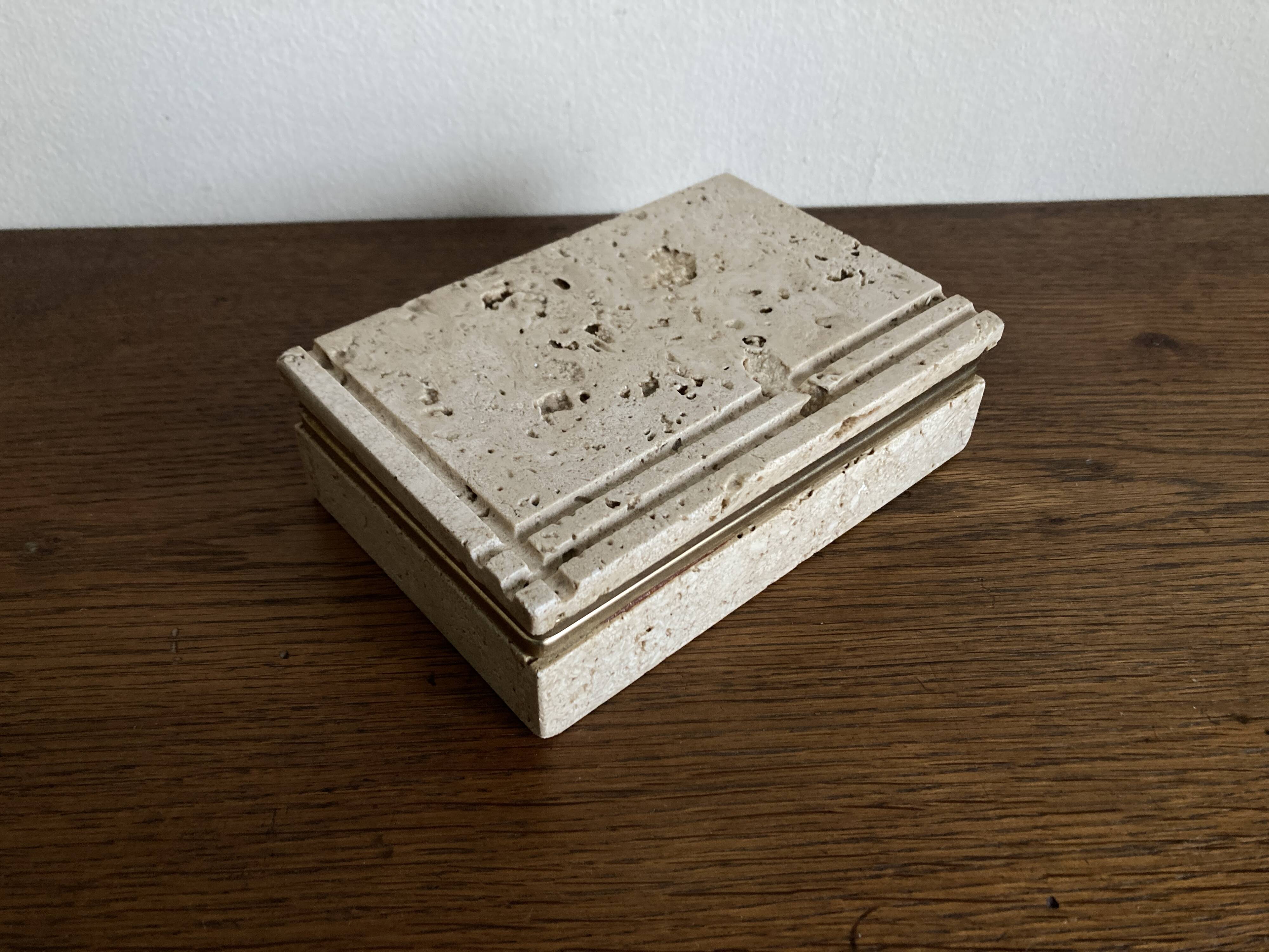 Travertine trinket box, Cerri Nestore, Italian work, 1970