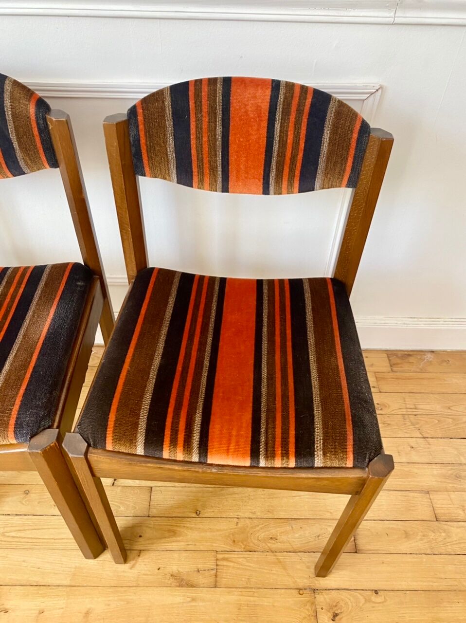 Vintage chairs self
