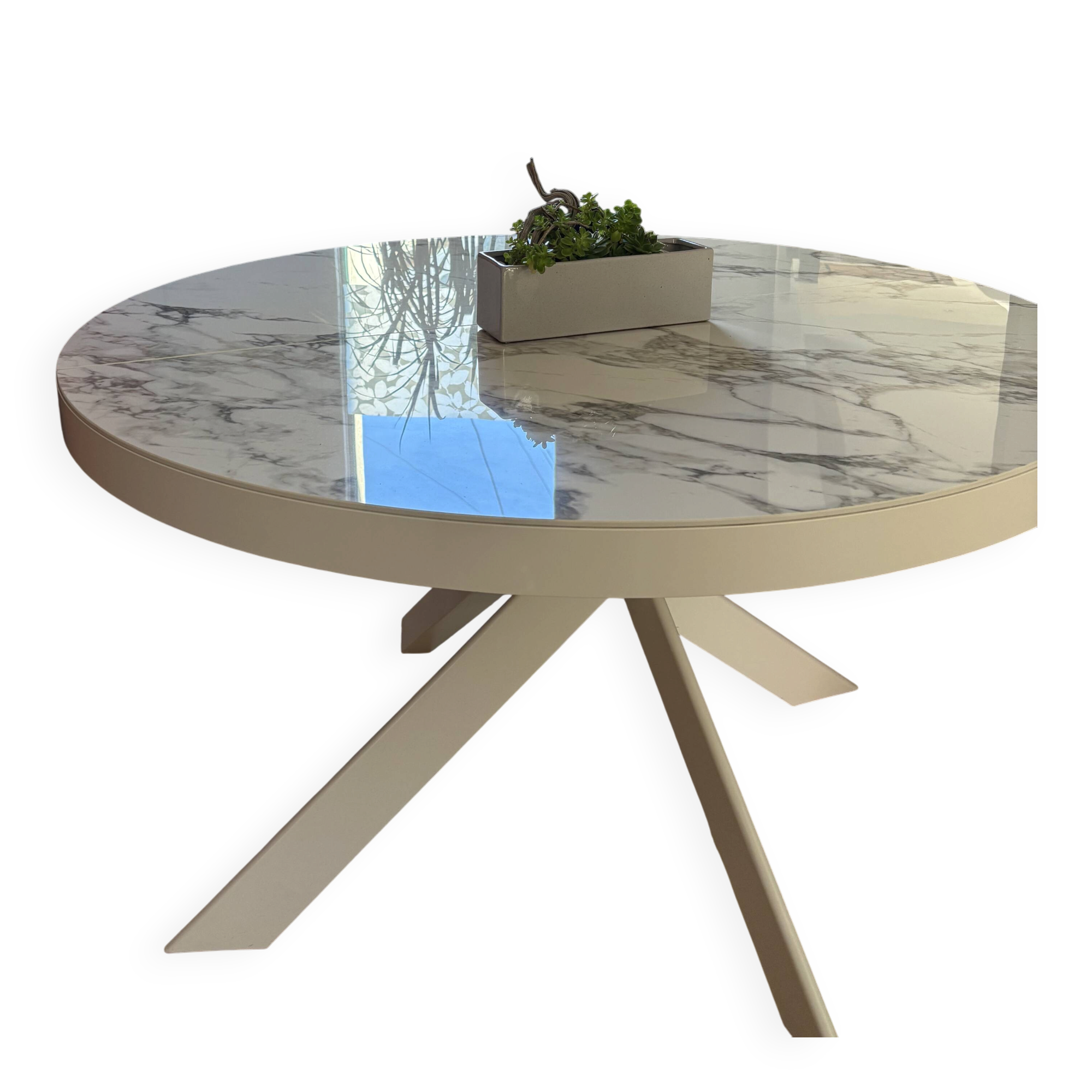Extendable round table Calligaris