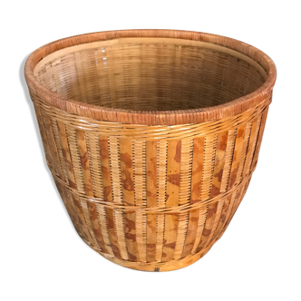Rattan planter decoration basket vintage rounded shape.