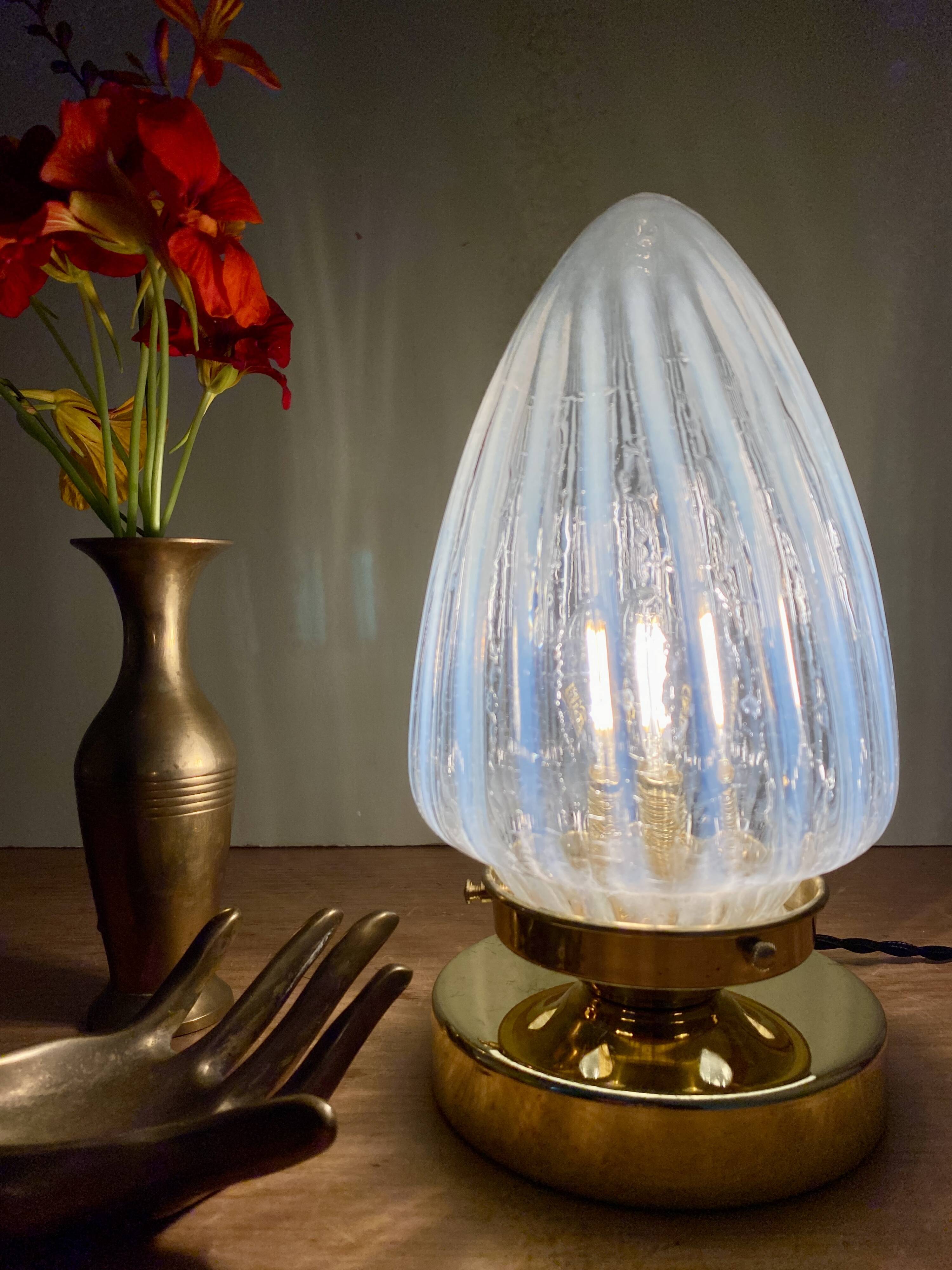 Vintage art deco globe table lamp in milky glass