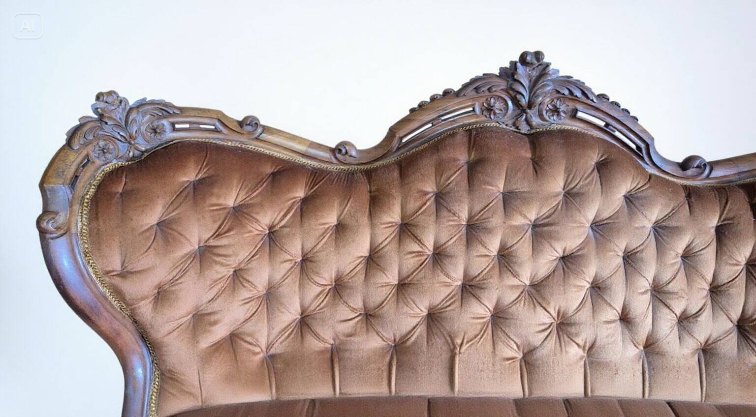 19th-century neo-Rococo antique canapé – Walnut structure