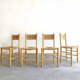 Lot 4 seated wooden chairs and straw backrest