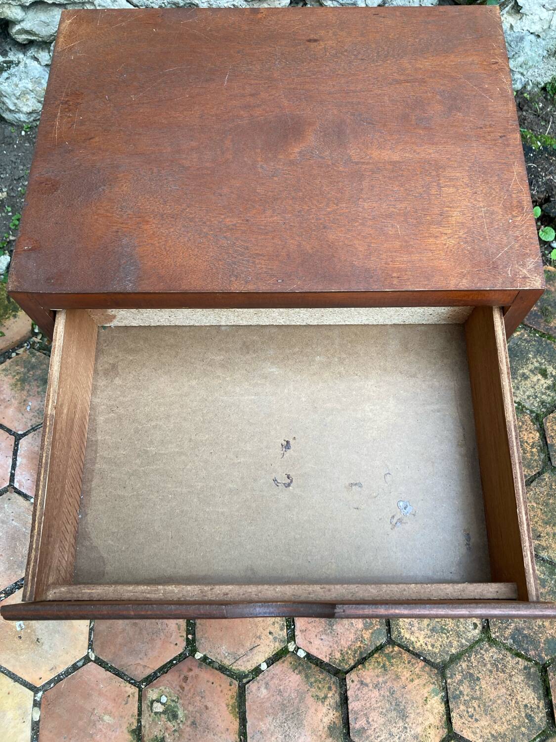 Vintage storage unit