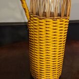 Bouteille en verre et rotin tressé naturel et jaune