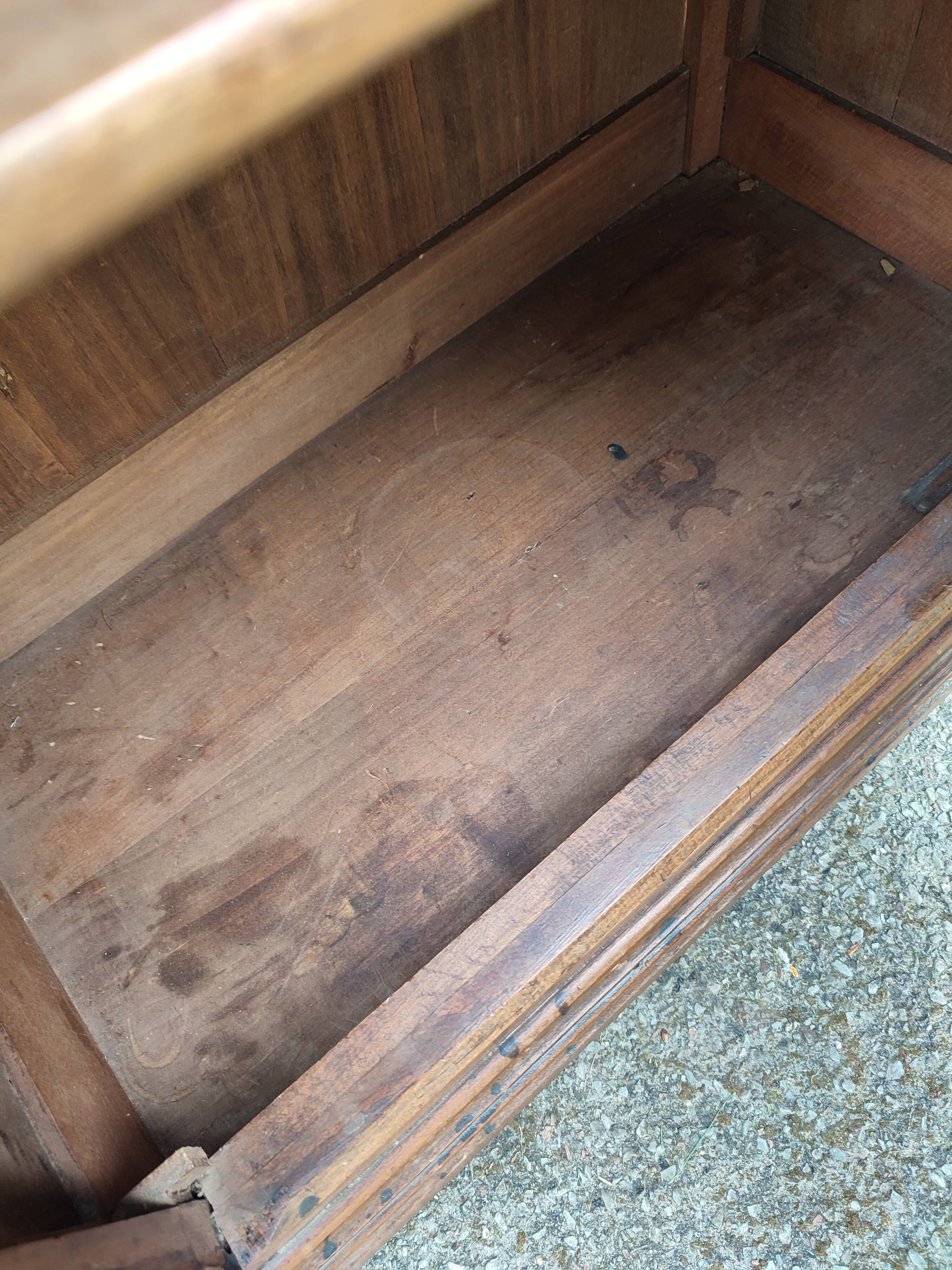 Parisian glazed wardrobe