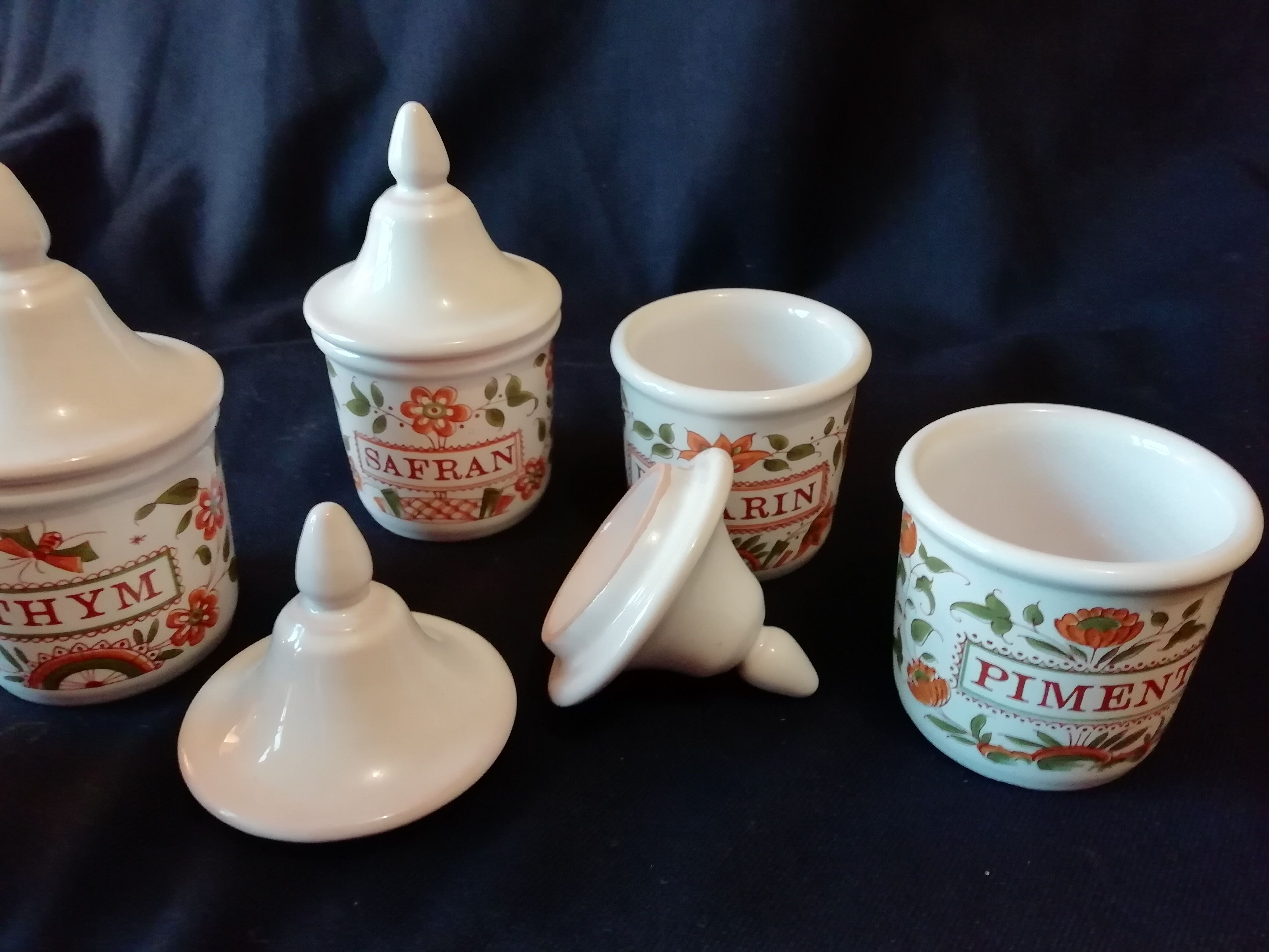 Former spice jar signed GF Moustier