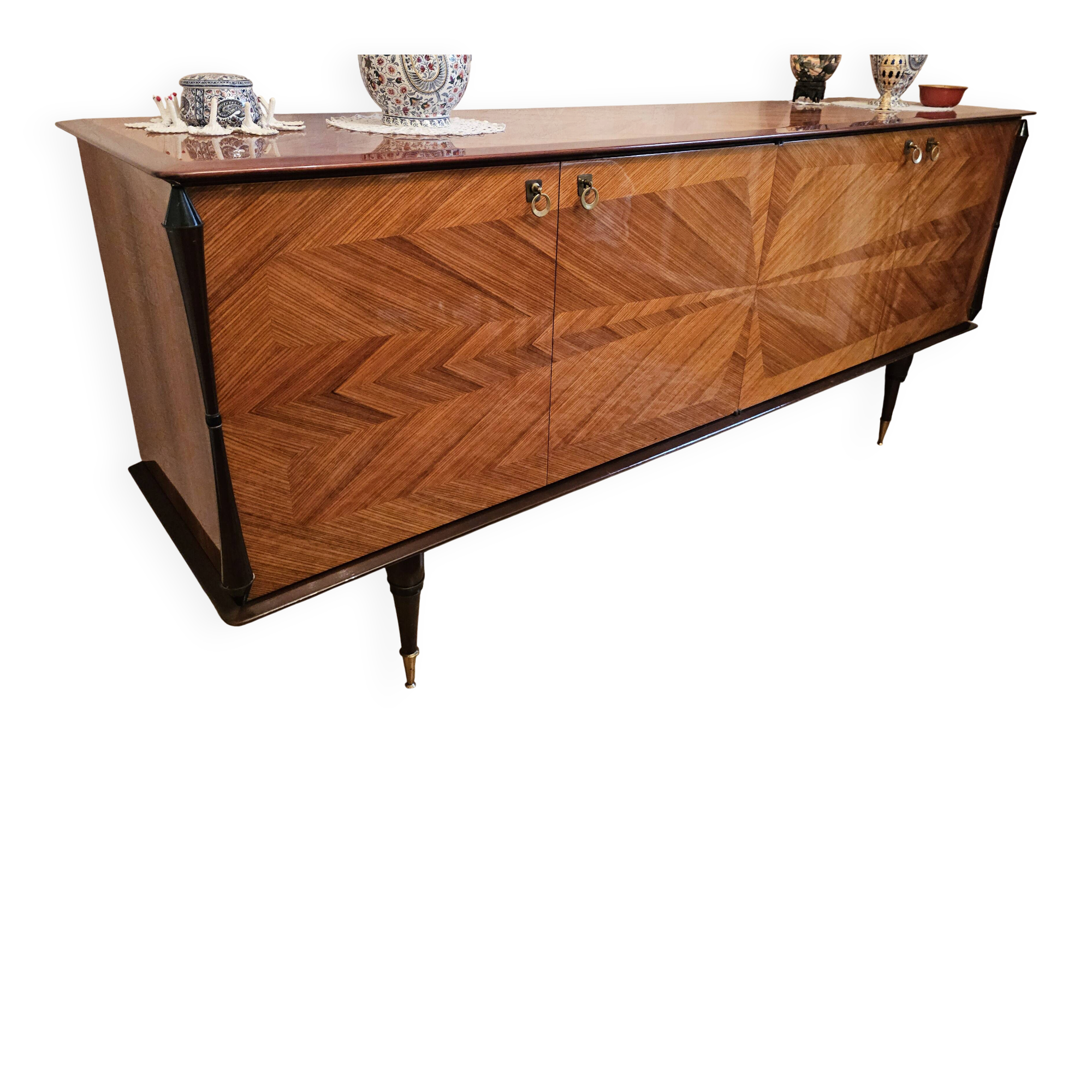 Buffet in rosewood and sycamore
