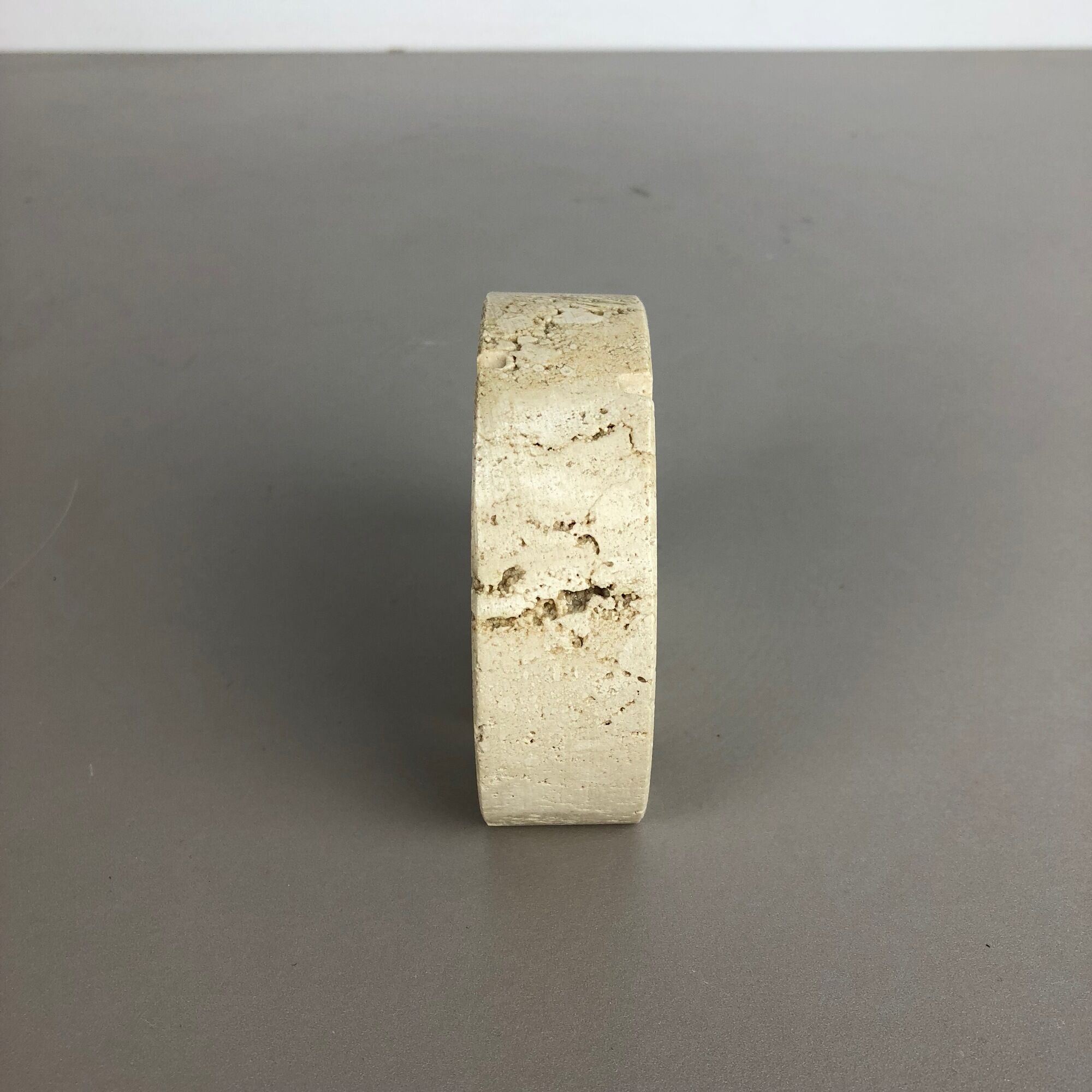 Travertine marble elephant figure by Fratelli Mannelli, Italy, 1970s
