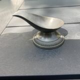 Pewter pipe holder