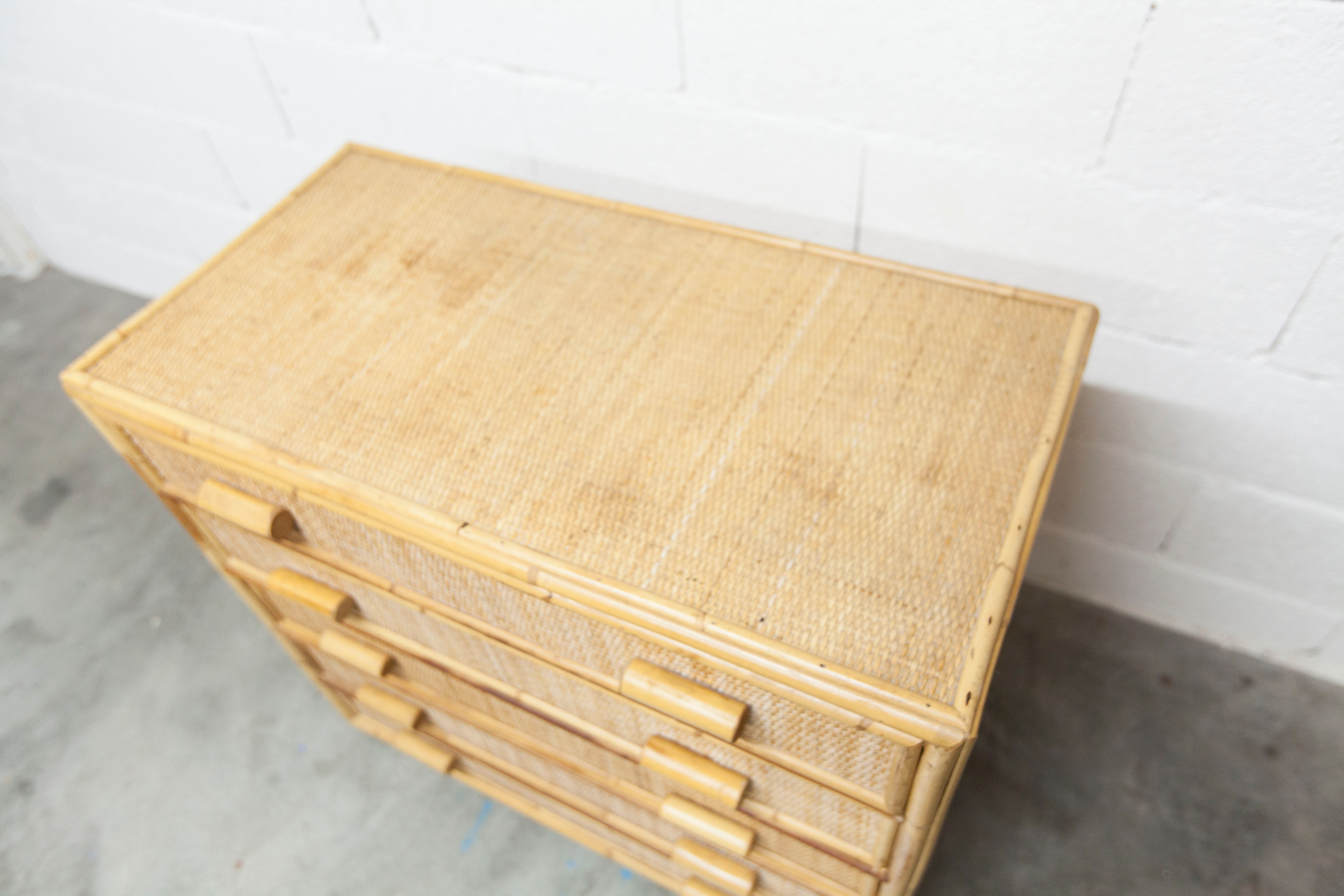 Commode en rotin à 5 tiroirs 1970