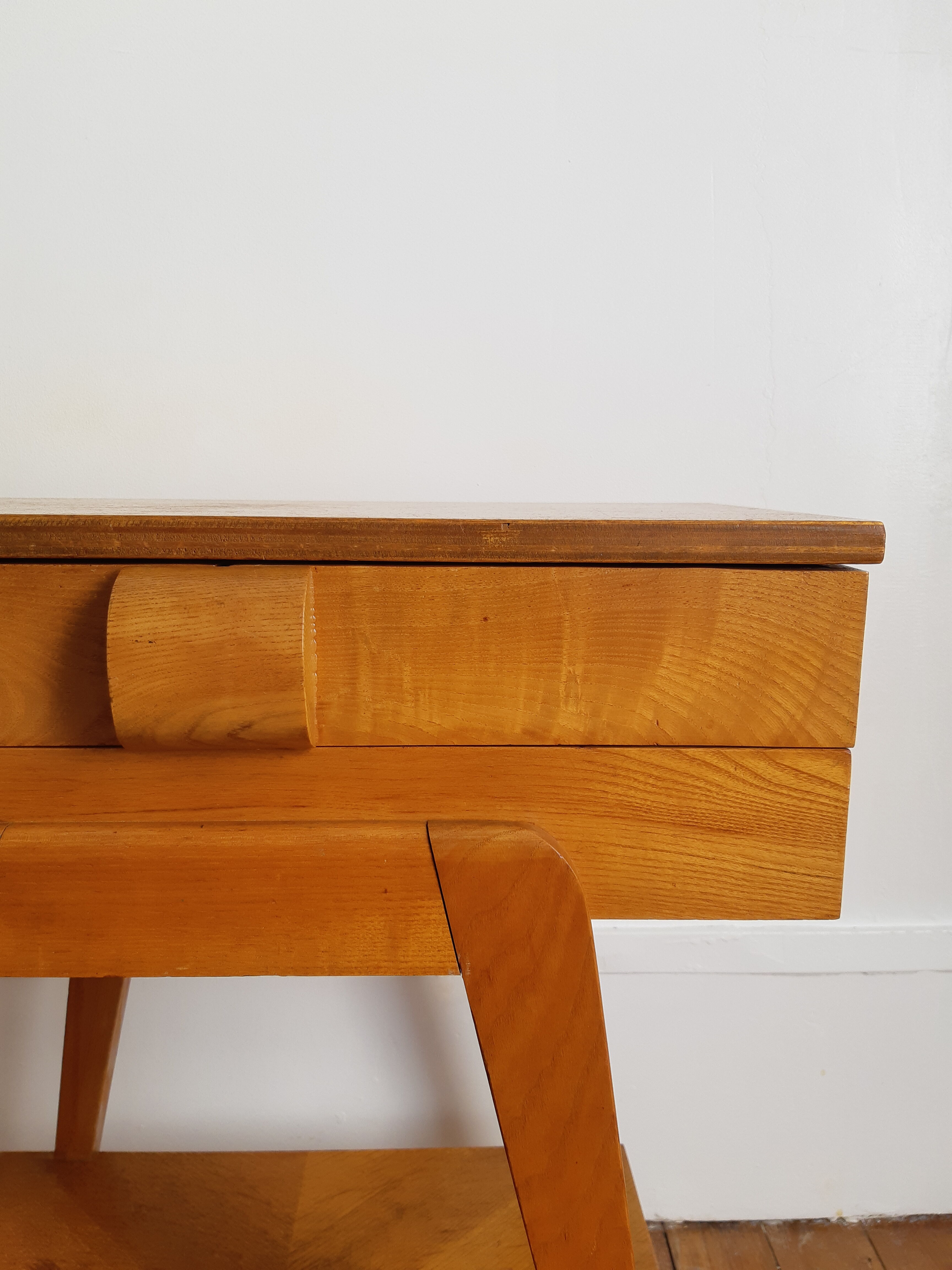 Vintage compass foot worker