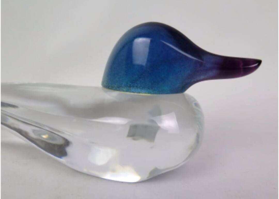 Daum duck paperweight