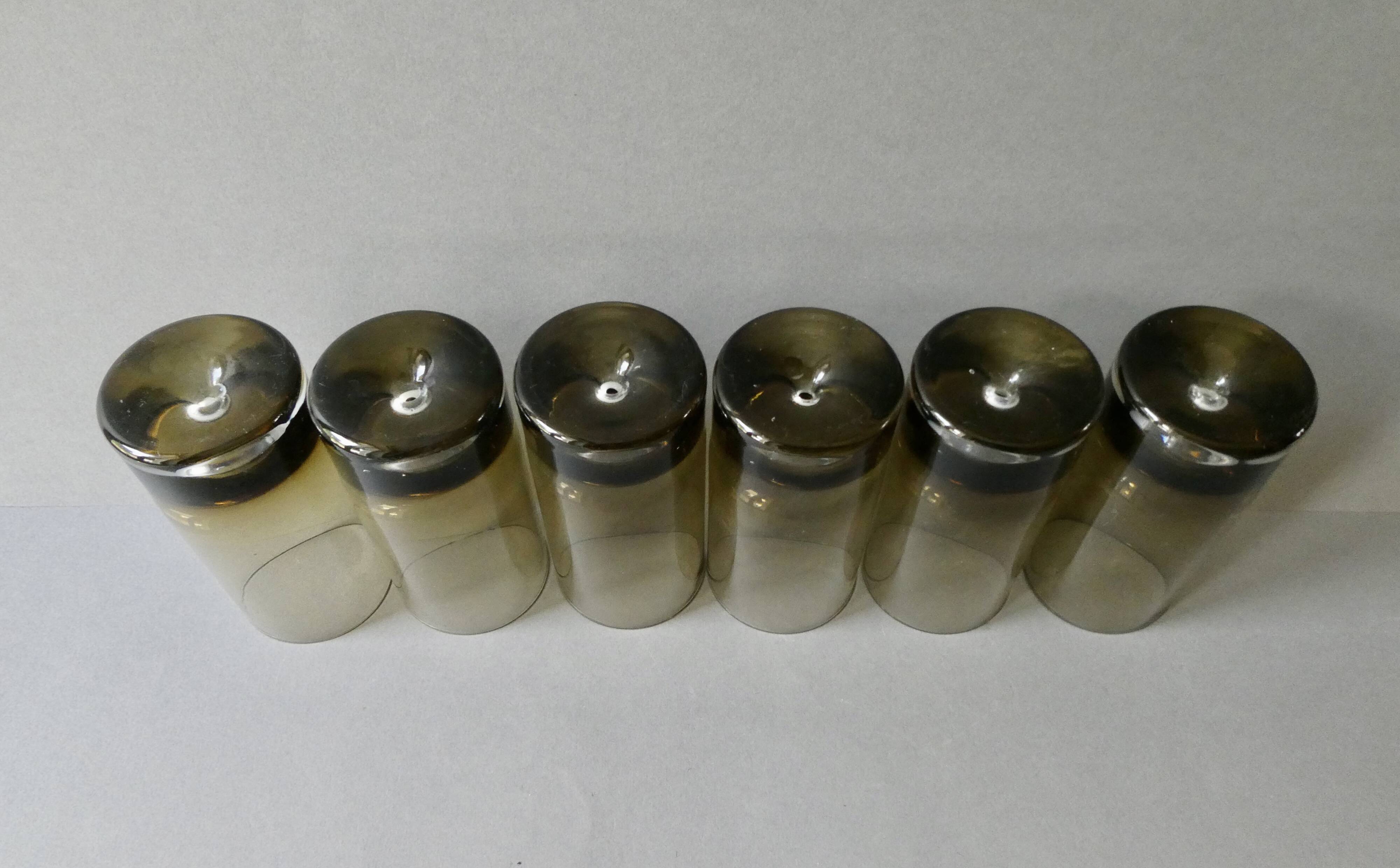 6 grands verres base bullée, verre fumé, années 60