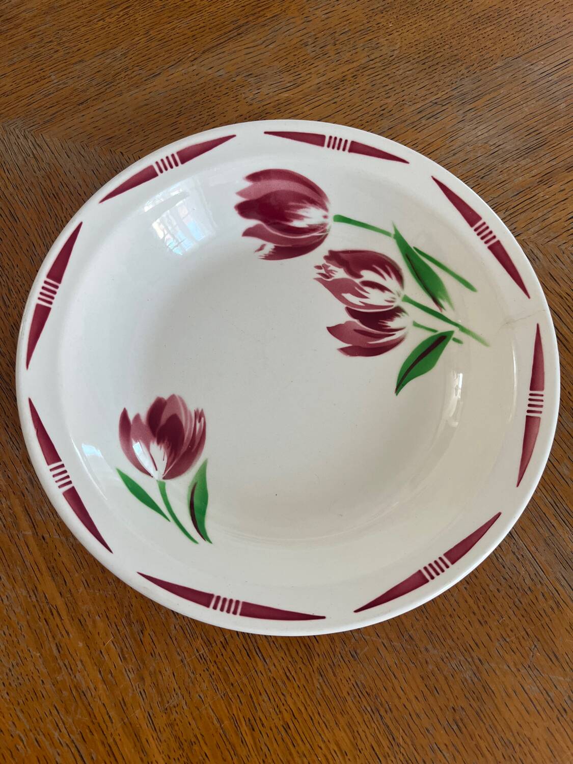 Antique Badonviller dish – Red tulip decoration