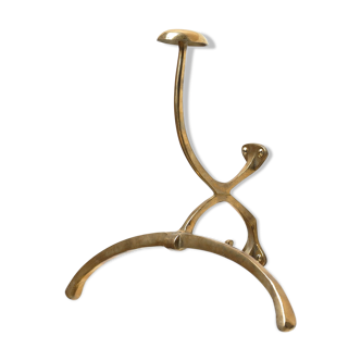 "Hanger" coat holder