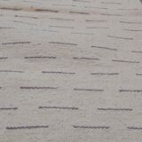 Traditional white and purple carpet 57x126cm