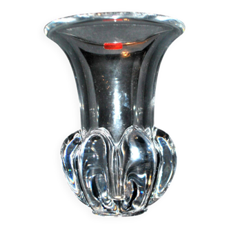 Modernist design vase in Vannes Le Châtel crystal