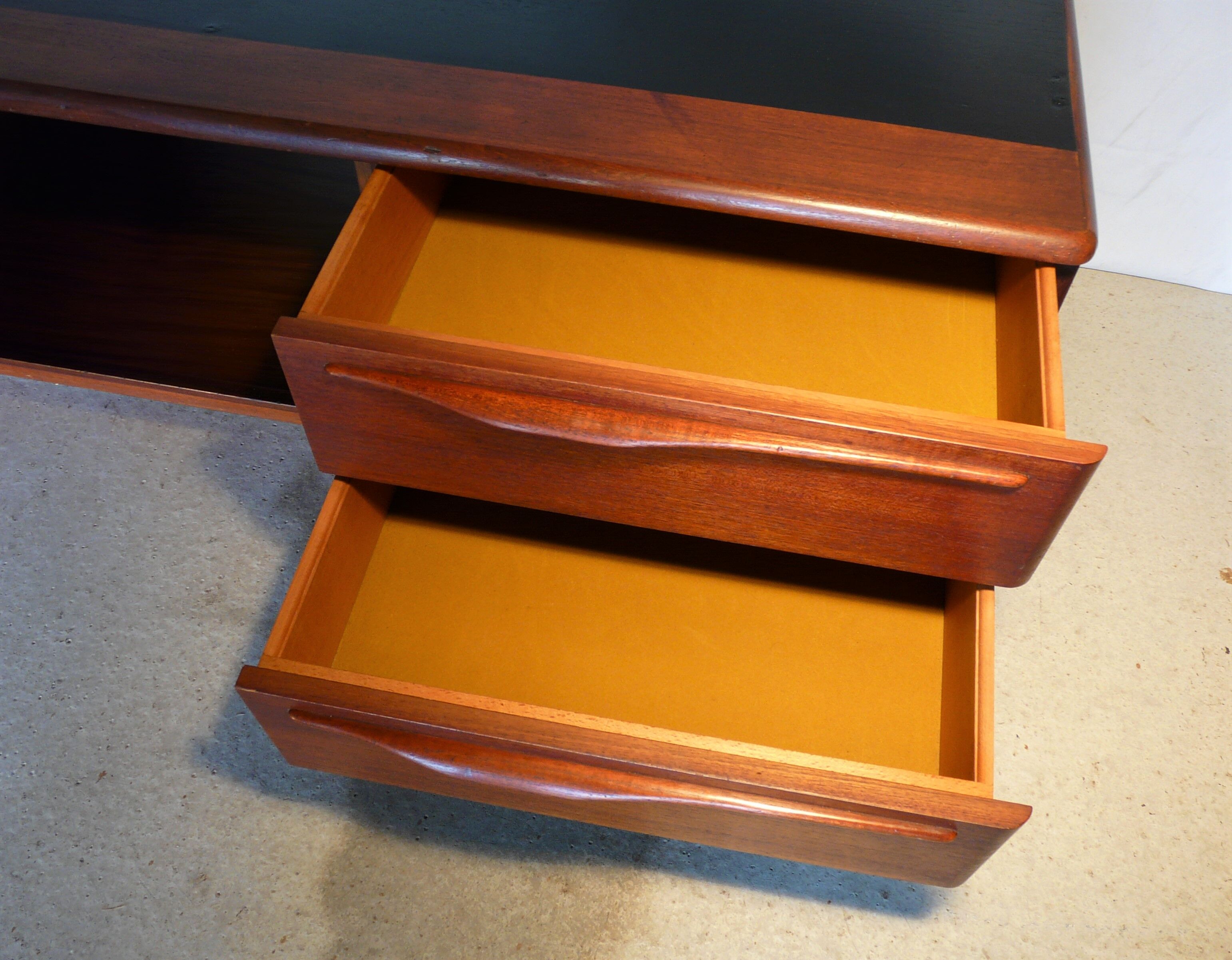 Vintage Scandinavian teak bass row