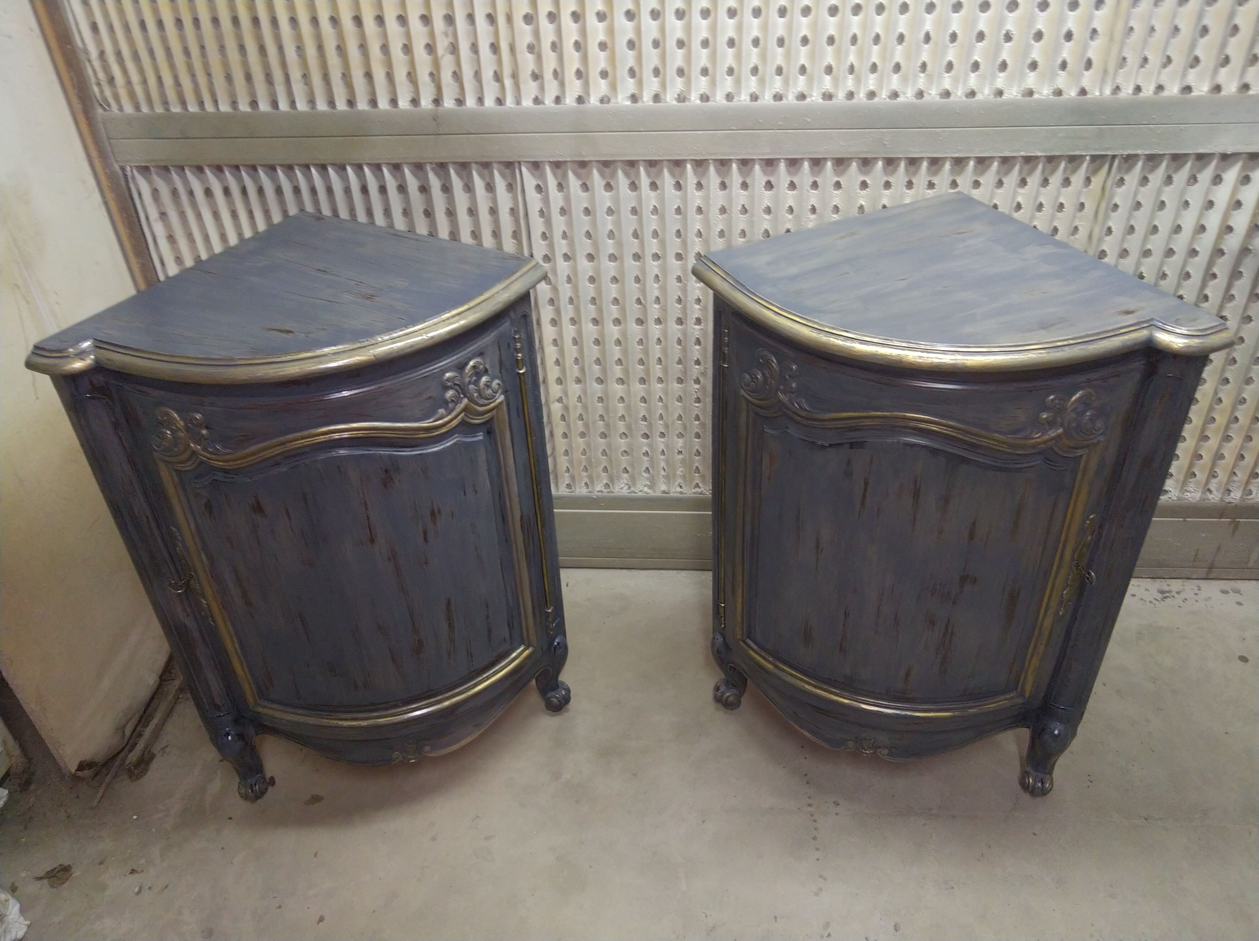 Pair of solid walnut notches painted and patinated around 1950