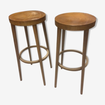 2 stools