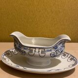 Digoin Sarreguemines gravy boat, Navarre collection