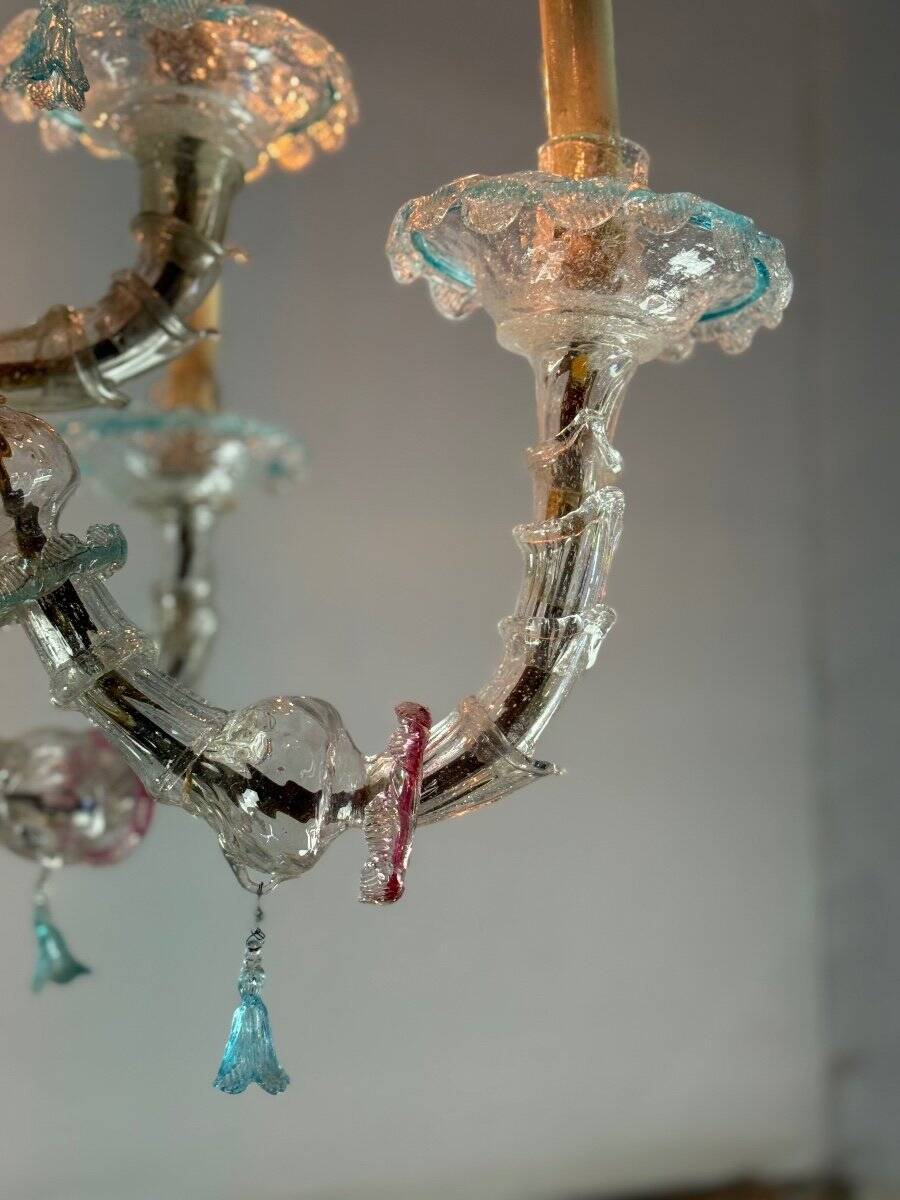Rezzonico Venetian chandelier in multicolored Murano glass, 12 light arms, circa 1900