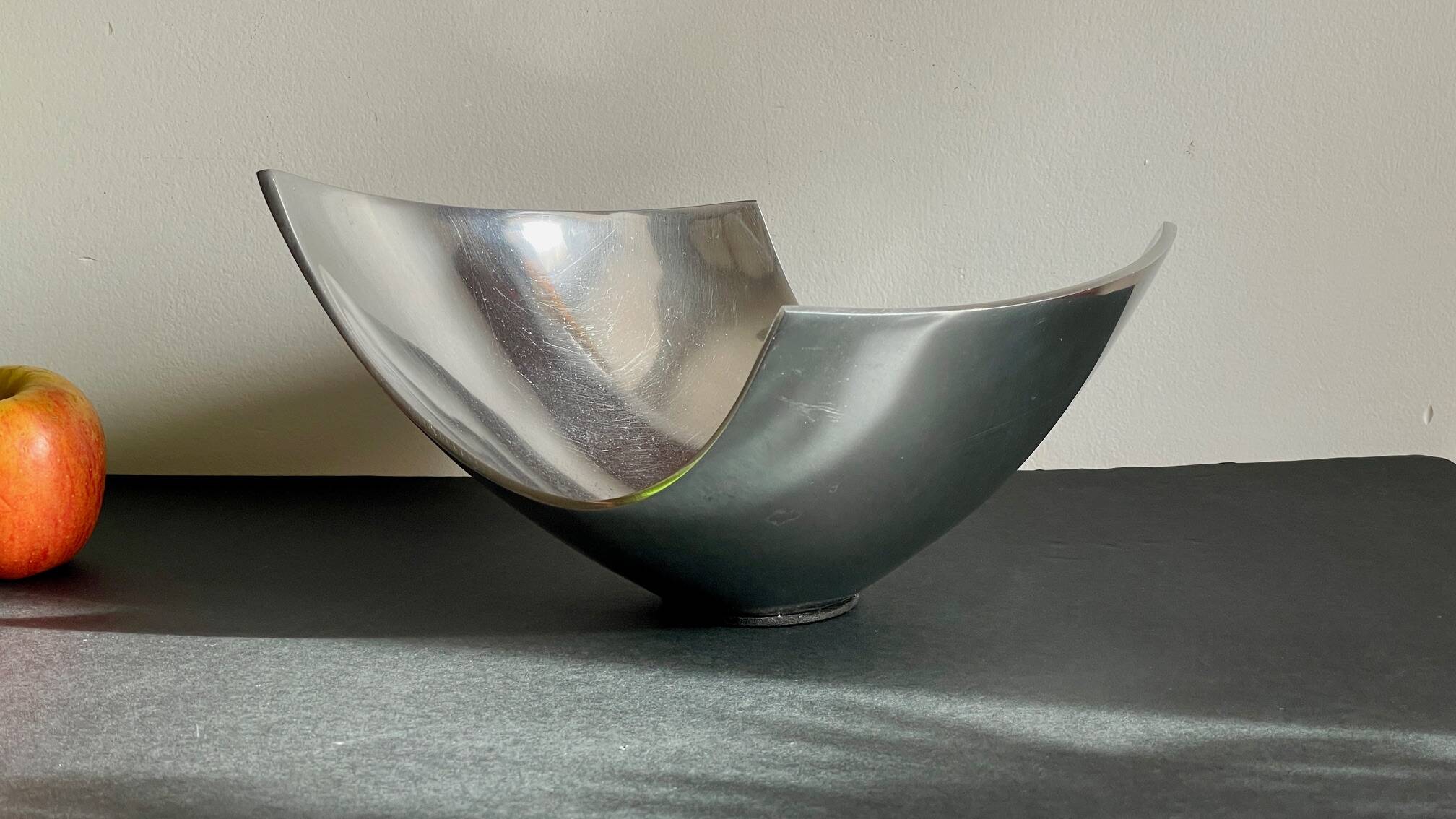 Vintage polished metal fruit bowl