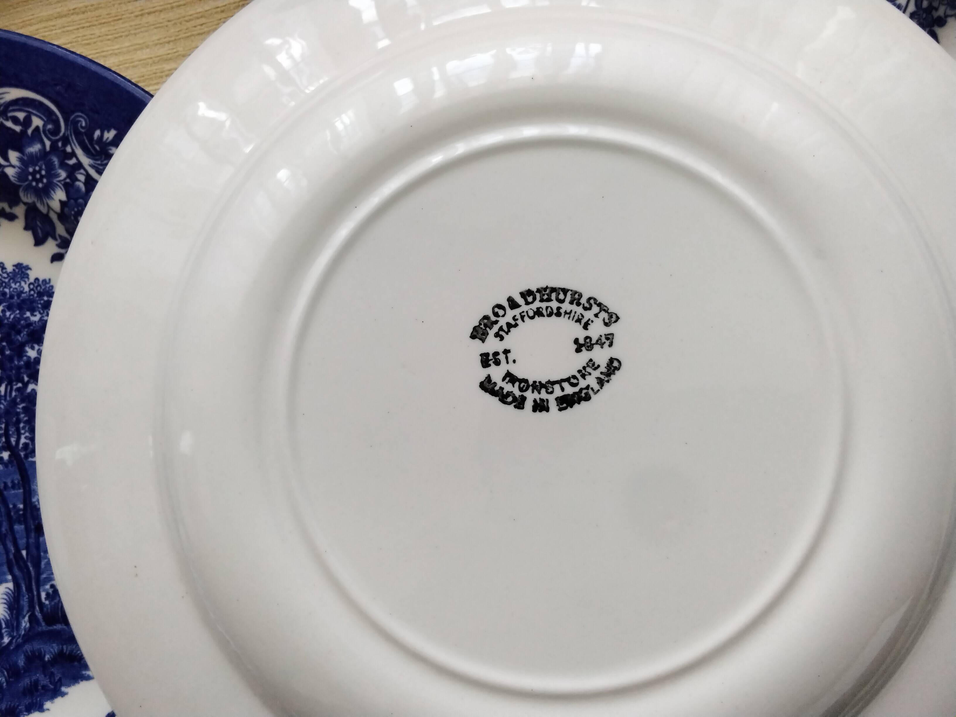 6 Broad Hurst Staffordshire English Porcelain Dessert Plates