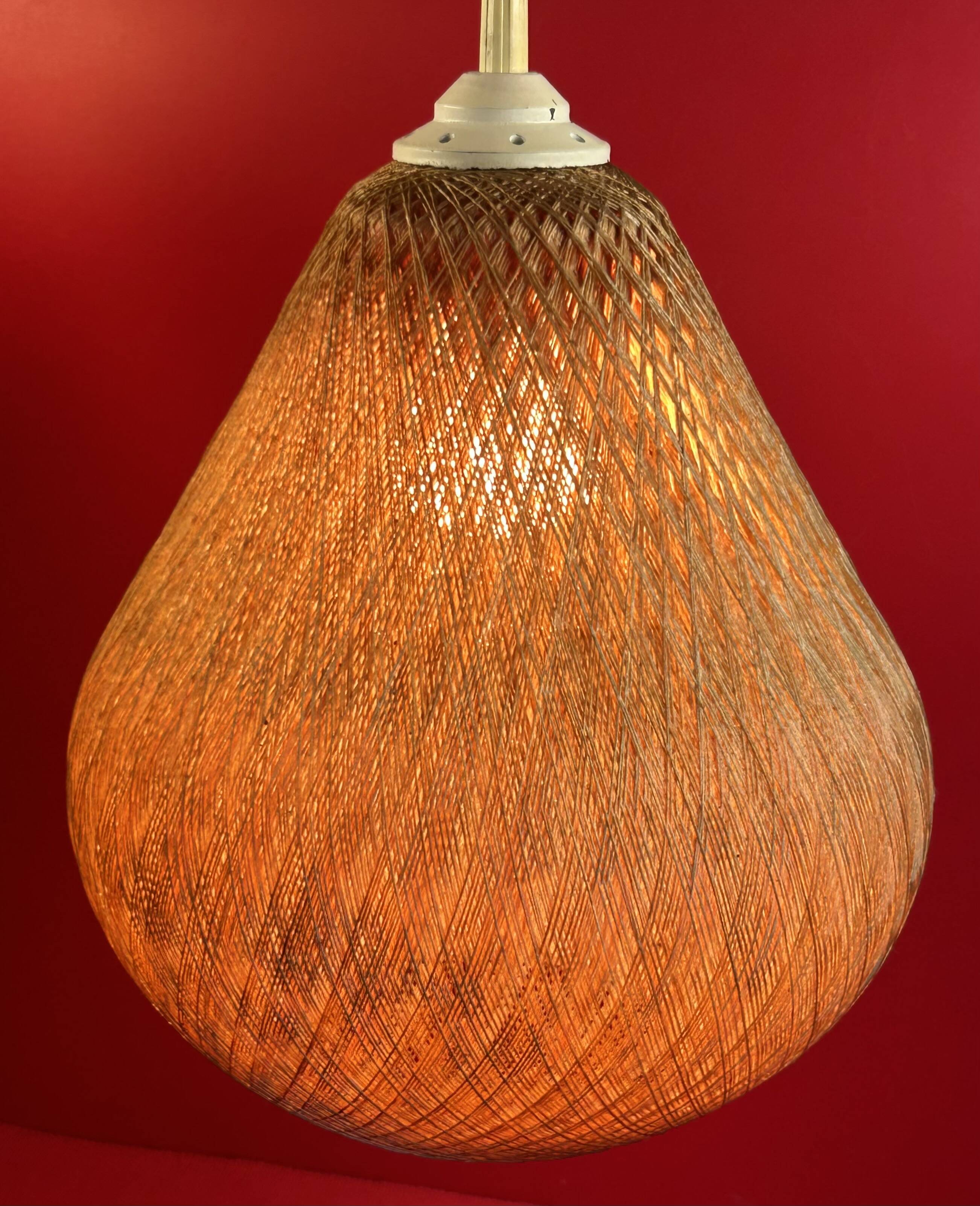 Vintage Scandinavian pear-shaped pendant light in synthetic wire.