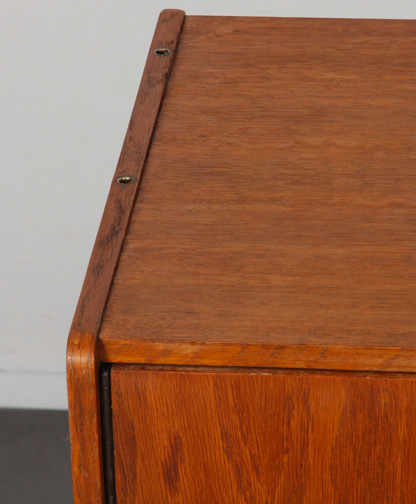 Commode vintage par Jiroutek pour Interier Praha modèle U-450 1960
