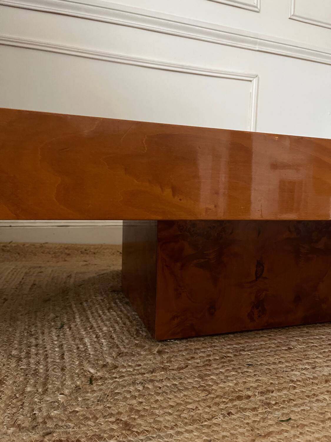 Table basse en loupe d’orme vintage 70 Rochebobois