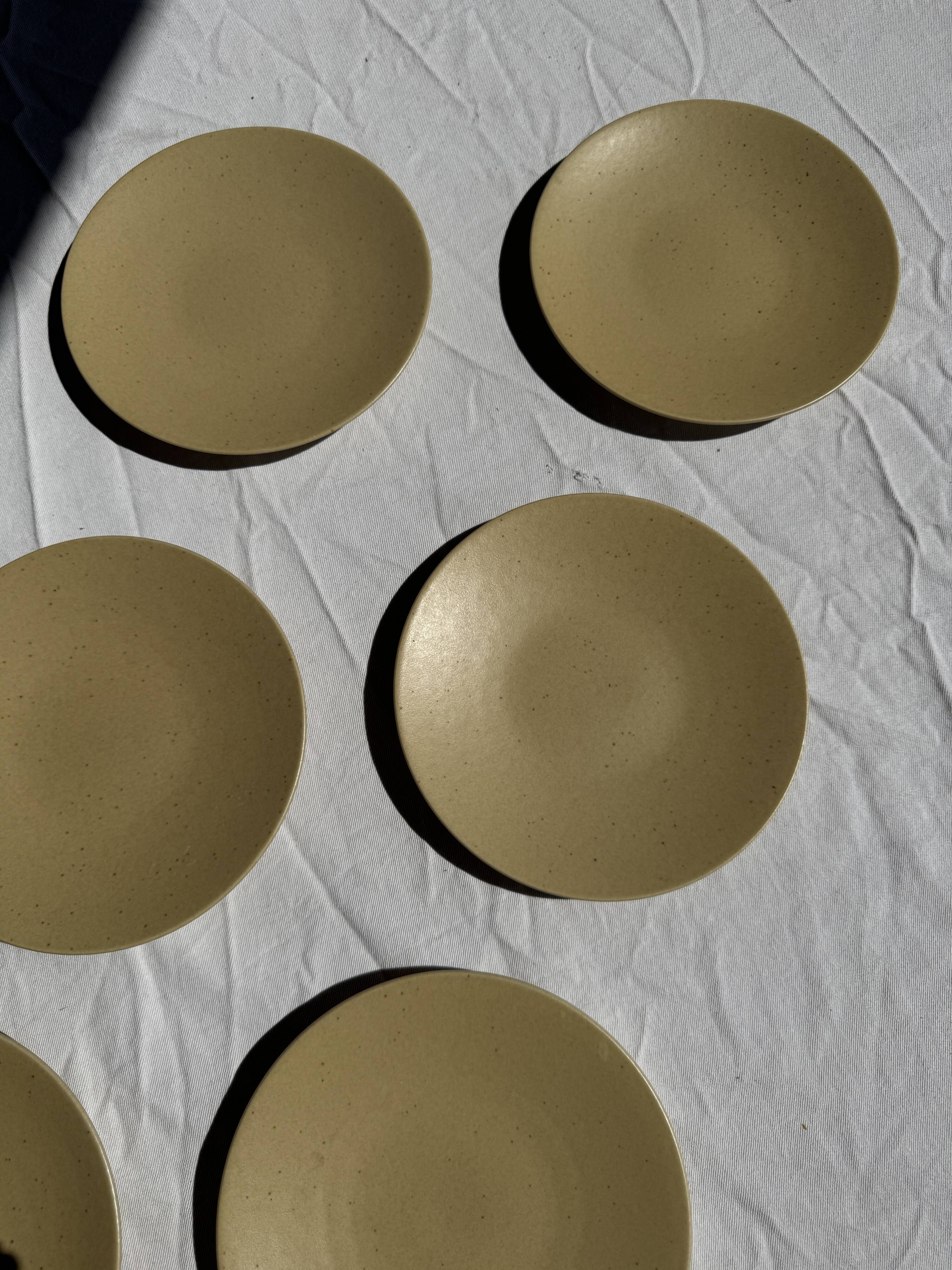 Set of 6 genuine natural stoneware dessert plates D20.5