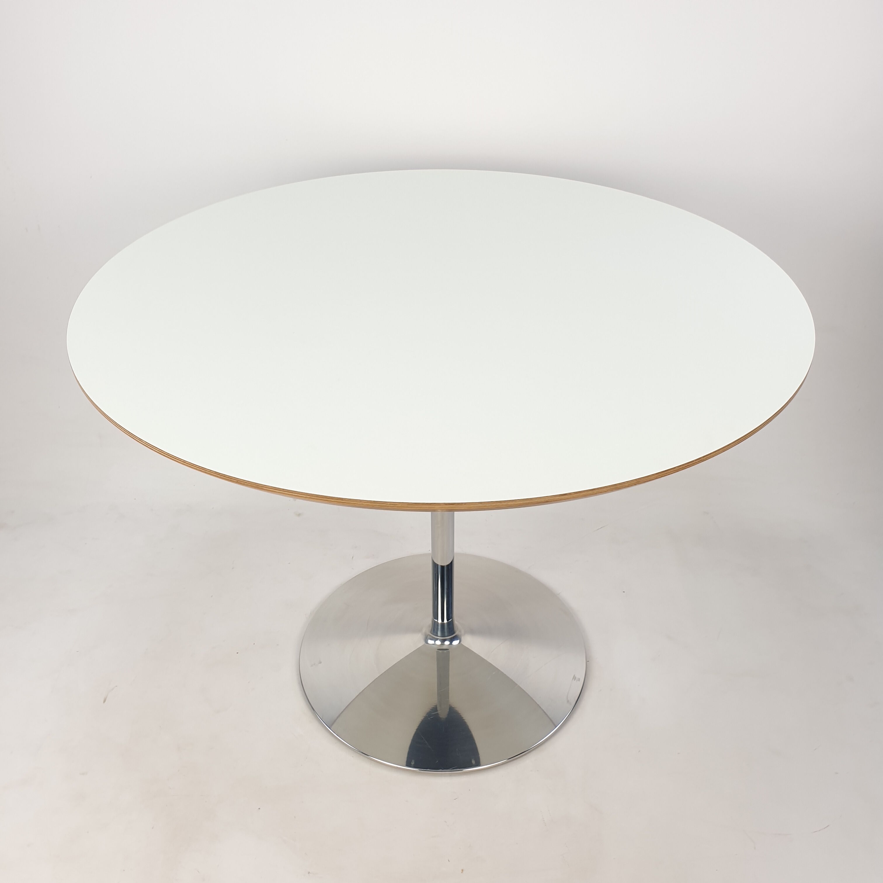 Round Dining Table by Pierre Paulin for Artifort, 1990s