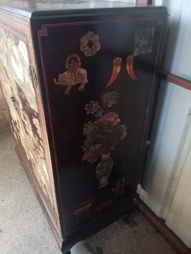 Cabinet de bar d'esprit chinois, années 1970