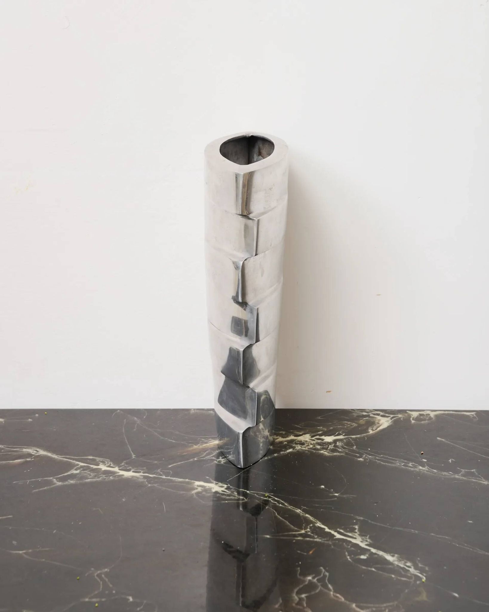 Vase "Strates" XL en fonte aluminium, 1970s