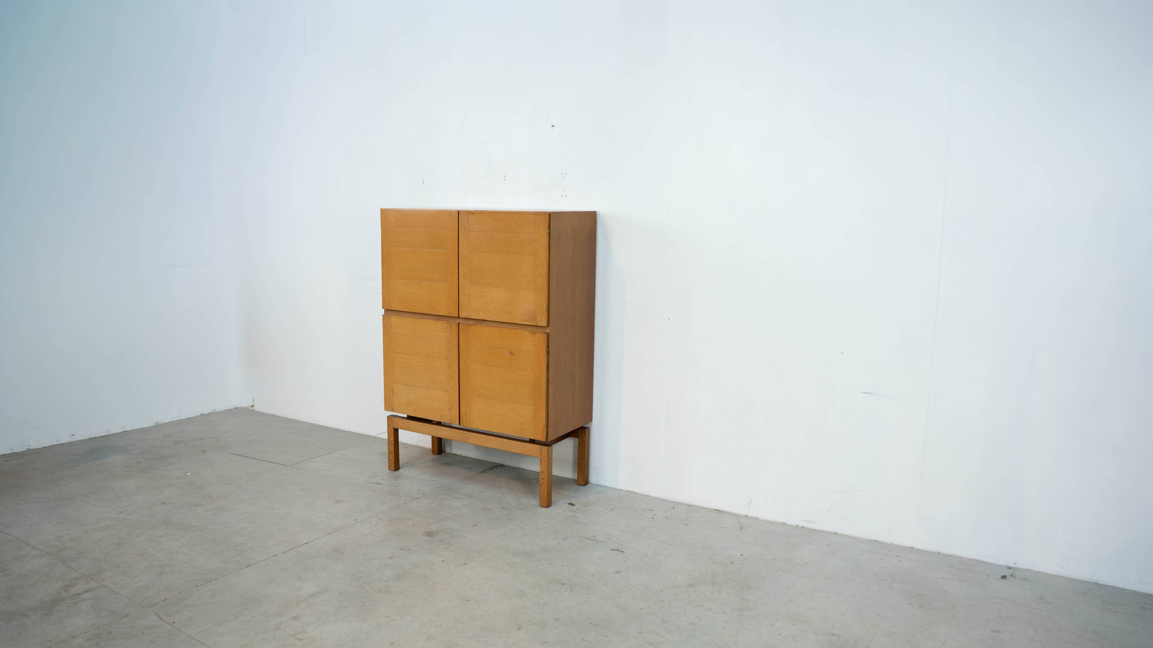 Belgian "Vanda" highboard