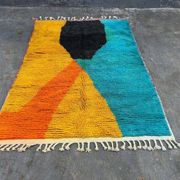 Handmade traditional Moroccan Berber rug size 150 x 250 cm