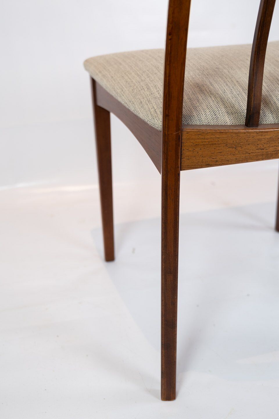 Set of six dining room chairs of rosewood  of danish design from the 1960s