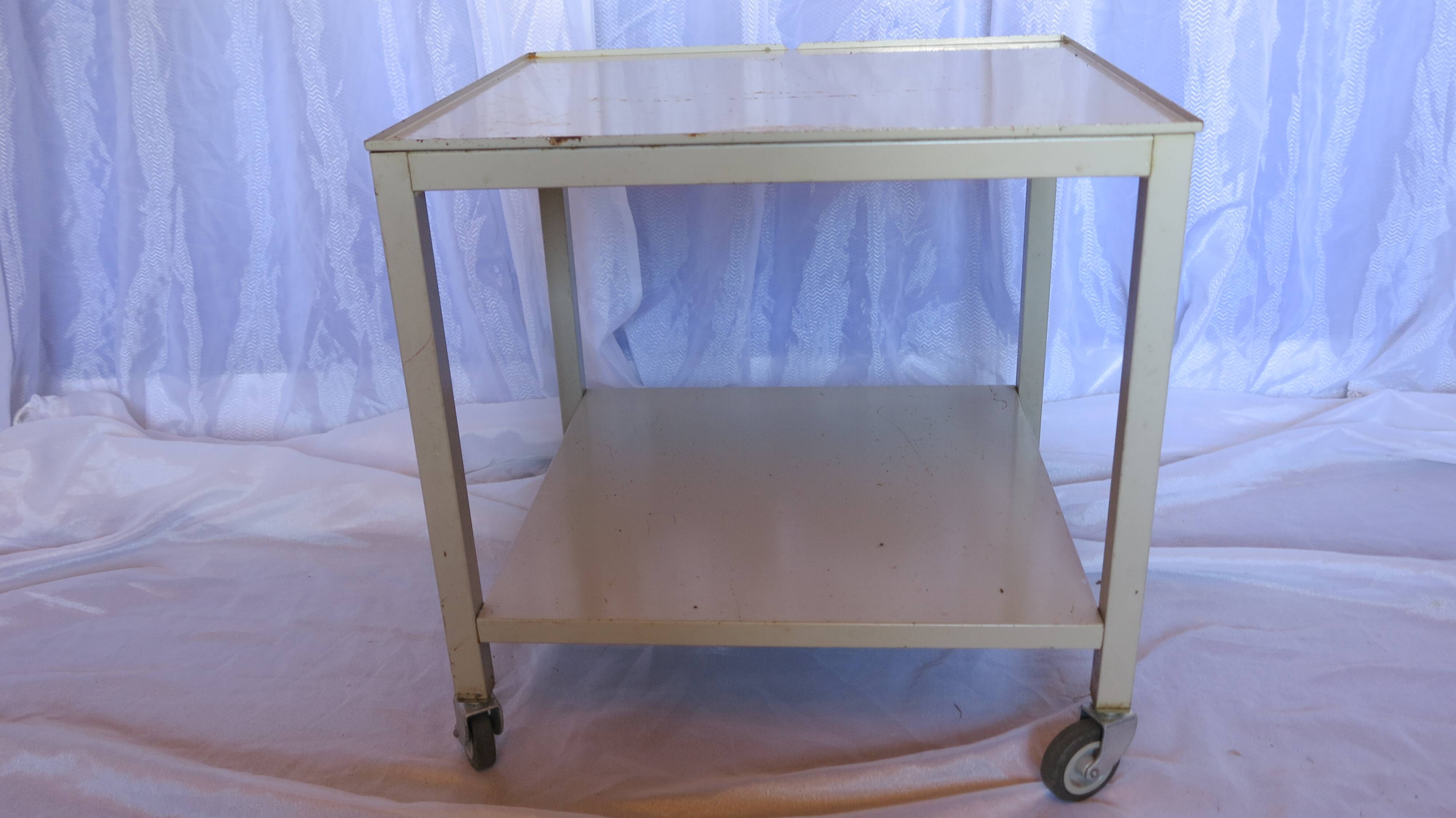 desserte roulante basse d'atelier