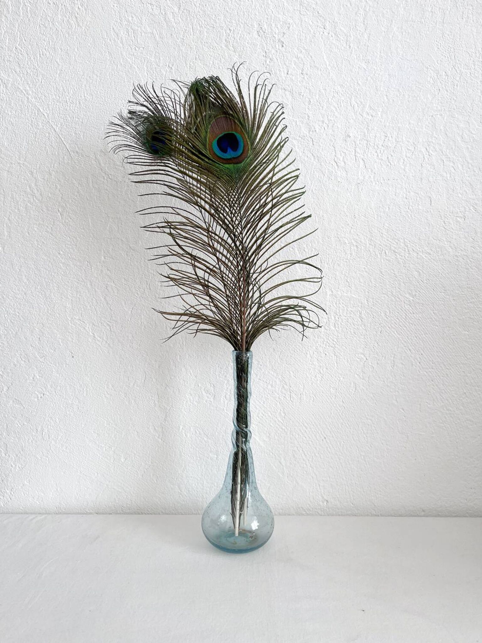 Vase soliflore en verre soufflé bullé torsadé Biot vintage