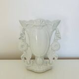 Bride's vase in porcelain