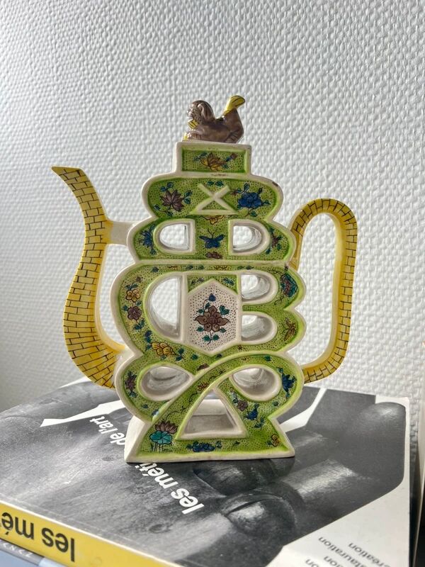 Chinese porcelain teapot puzzle, Famille Verte, 19th / early 20th century
