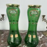 Paire de vases verts, décor fleurs, doré, art deco, marguerites, nœud, peint à la main, antique