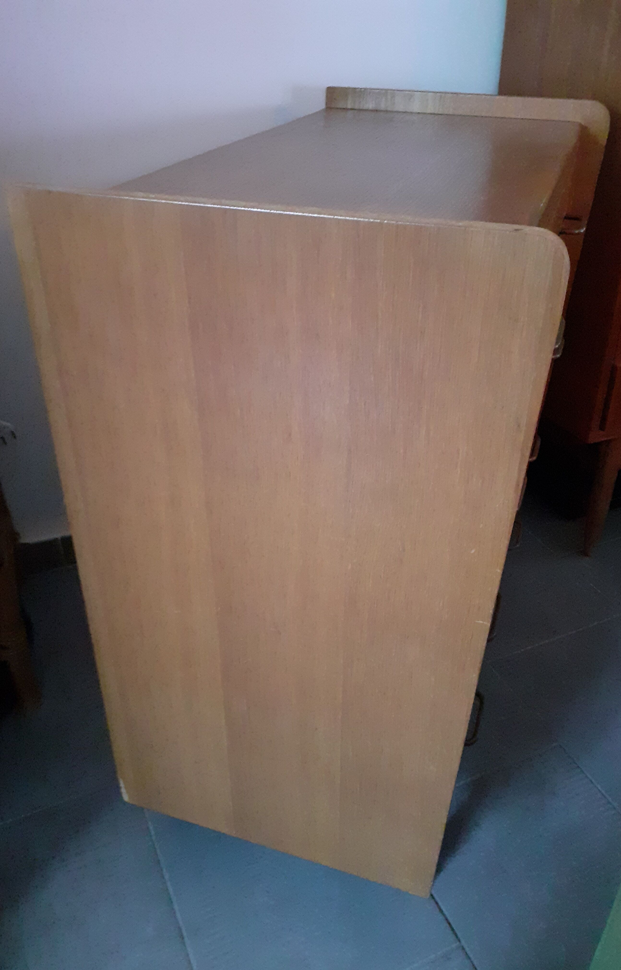 Commode scandinave