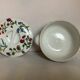 Paire de cassolettes avec couvercles en porcelaine de Paris