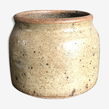 Small sandstone pot