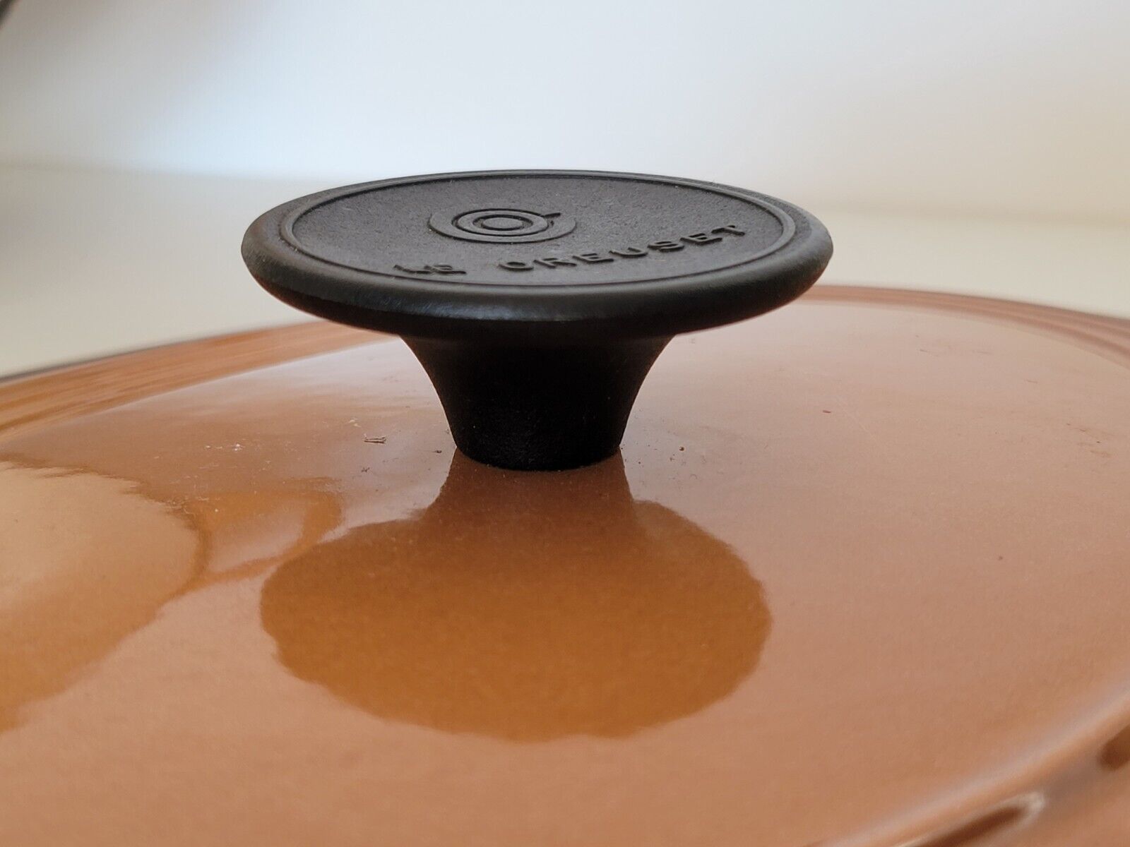 Tureen Le Creuset vintage oval casserole in brown enamelled cast iron size 30