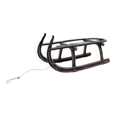 Chérubin'' luge décorative pour enfants en bois courbé du XIXe siècle