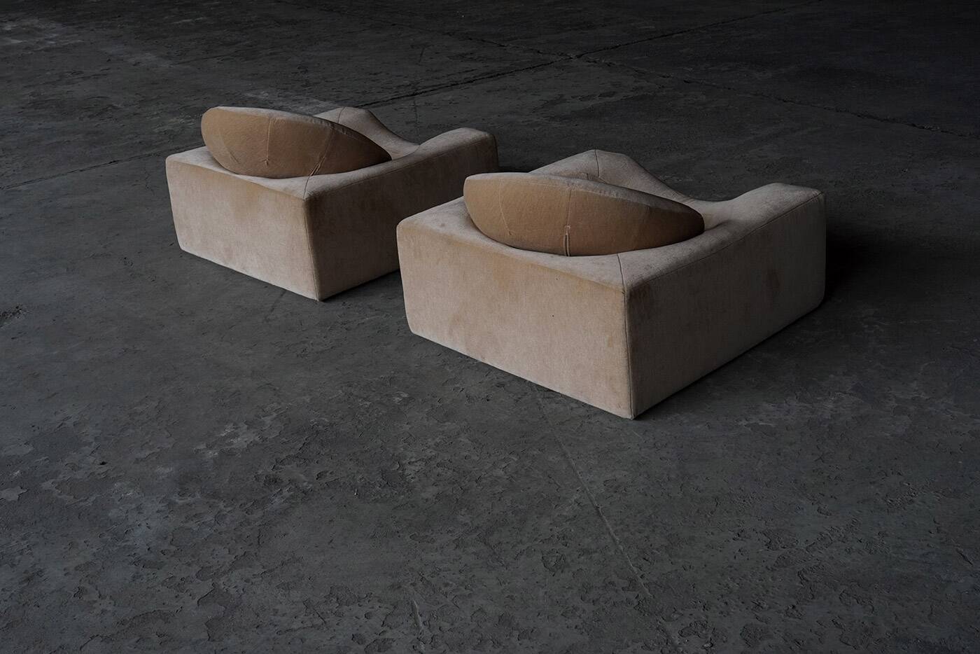Pair of modernist lounge chairs, France 1970s